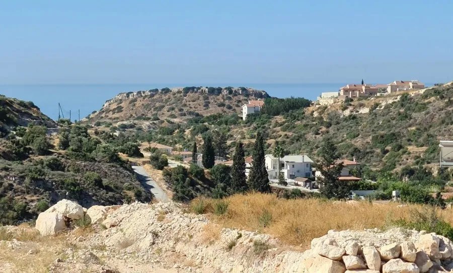 Wohnbauland in Agios Tychonas, Limassol