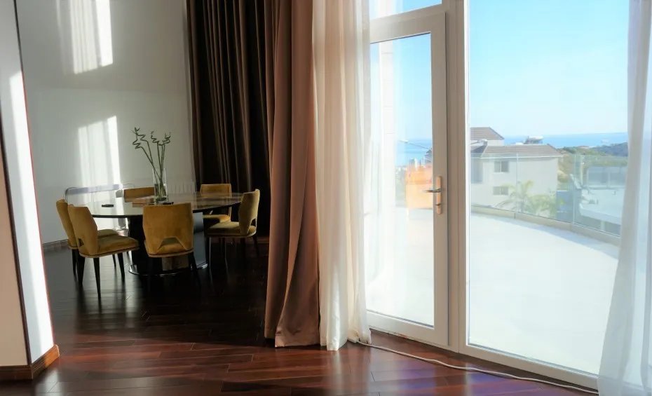 Freistehende Villa in Agios Tychonas, Limassol