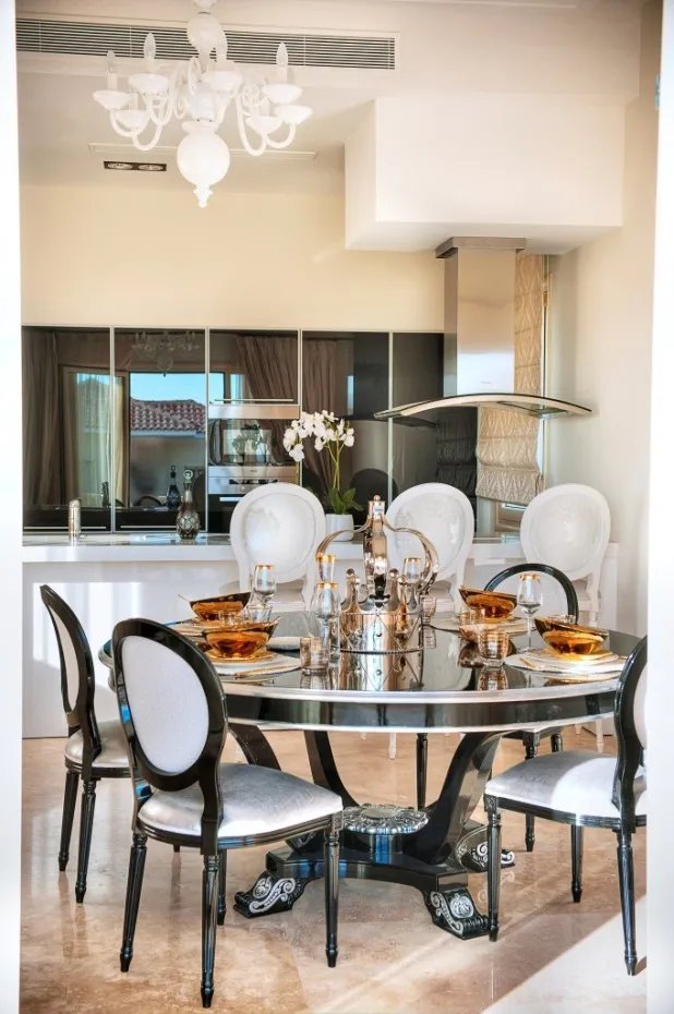 Freistehende Villa in Agios Tychonas, Limassol