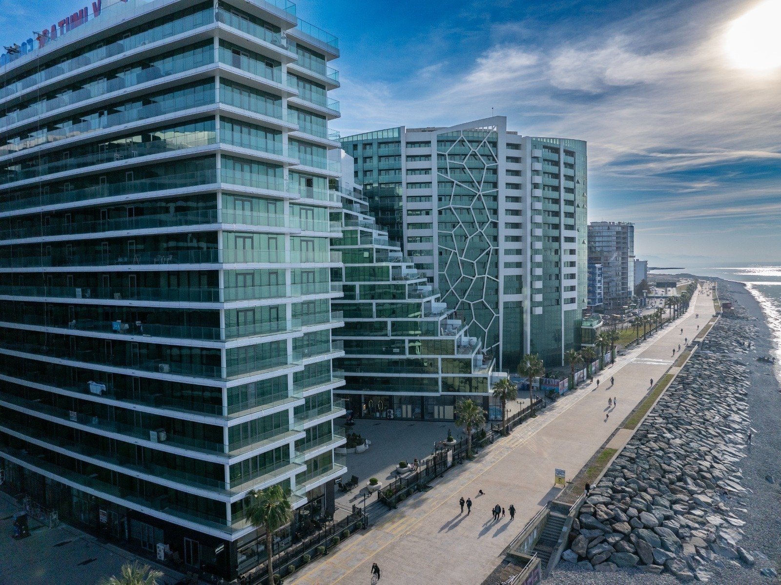 Vista di Batumi – Appartamento arredato con 2 camere a Batumi, Georgia – Vista mare e prima linea sulla spiaggia