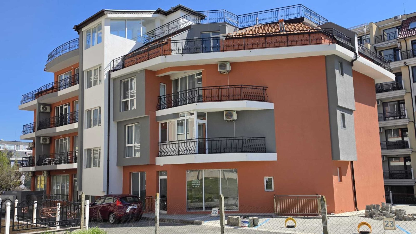 Sveti Vlas: Appartamento nuovo con 2 camere non arredato nel complesso Villa Venezia Sveti Vlas: Appartamento nuovo con 2 camere non arredato nel complesso Villa Venezia