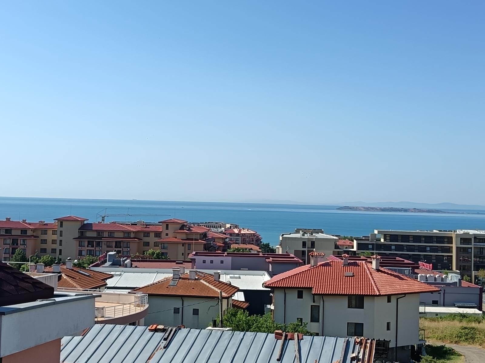 Sveti Vlas: Appartamento con una camera da letto, senza mobili né elettrodomestici, con vista sul mare a Sveti Vlas, Bulgaria Sveti Vlas: Appartamento con una camera da letto, senza mobili né elettrodomestici, con vista sul mare a Sveti Vlas, Bulgaria