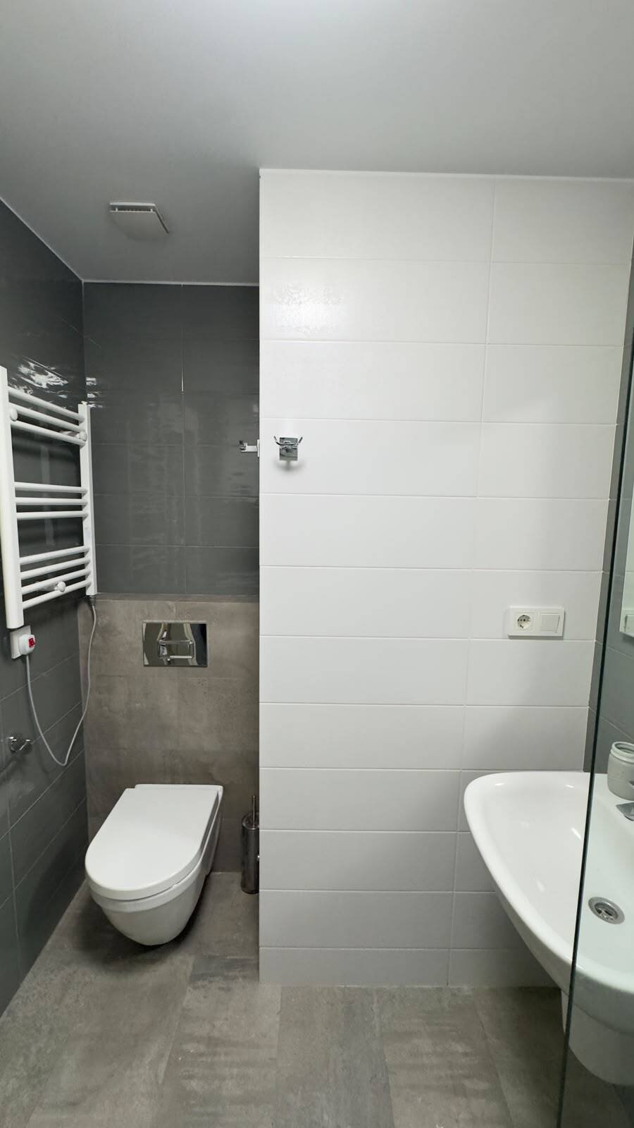 Studio luminoso con vista sul mare e sul parco nel Orbi Beach Tower, Batumi, Georgia – appartamento completamente arredato vicino alla spiaggia
