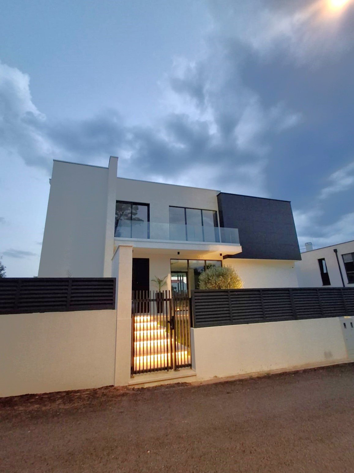 Exklusive Villa mit Pool, Whirlpool und Sauna, 70 m vom Meer entfernt, Privlaka, Kroatien