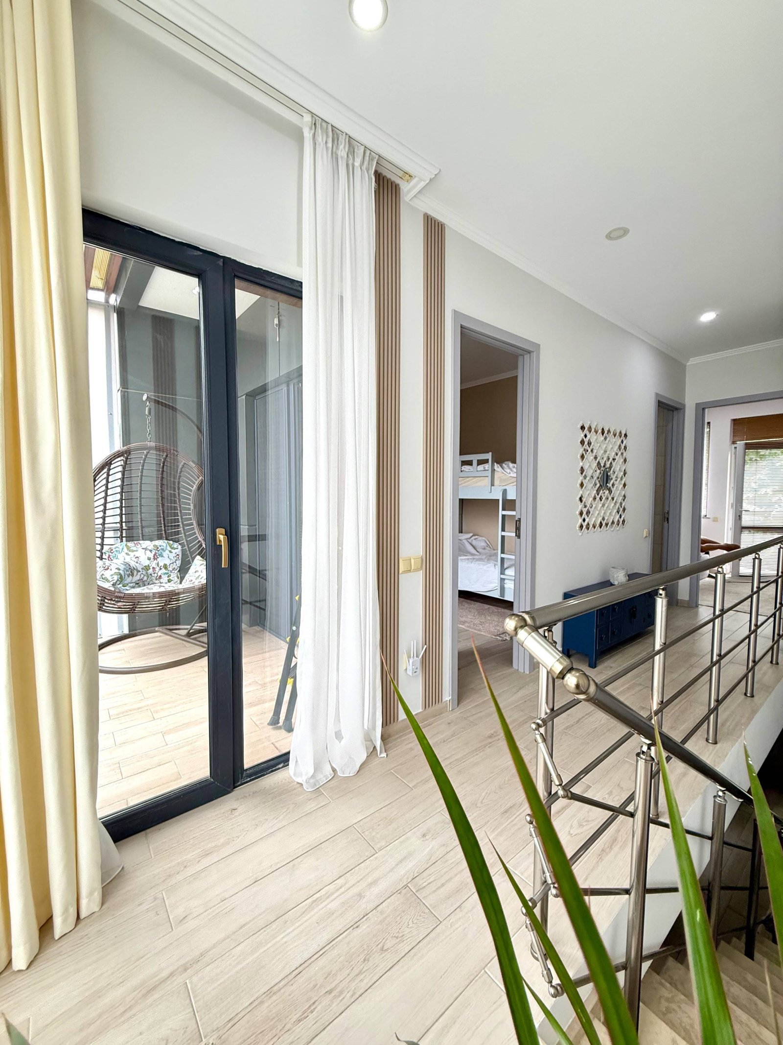 Bellissimo attico con due camere da letto a Batumi, Georgia – Casa recentemente ristrutturata con giardino privato nel Polo Village