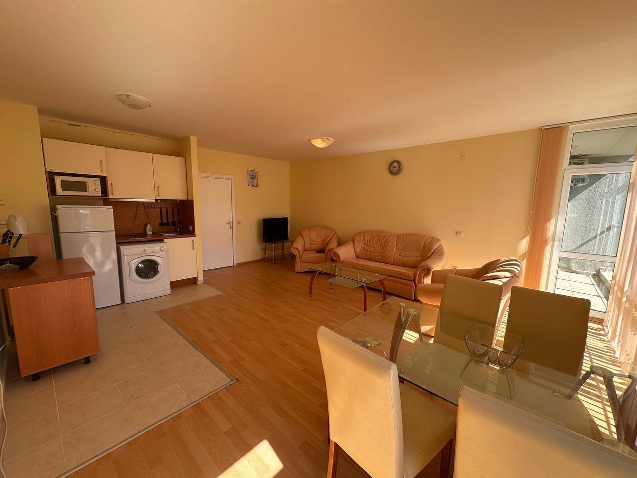 Appartamento 1+2 nel complesso Sun City 2, Sonnenstrand, Bulgaria