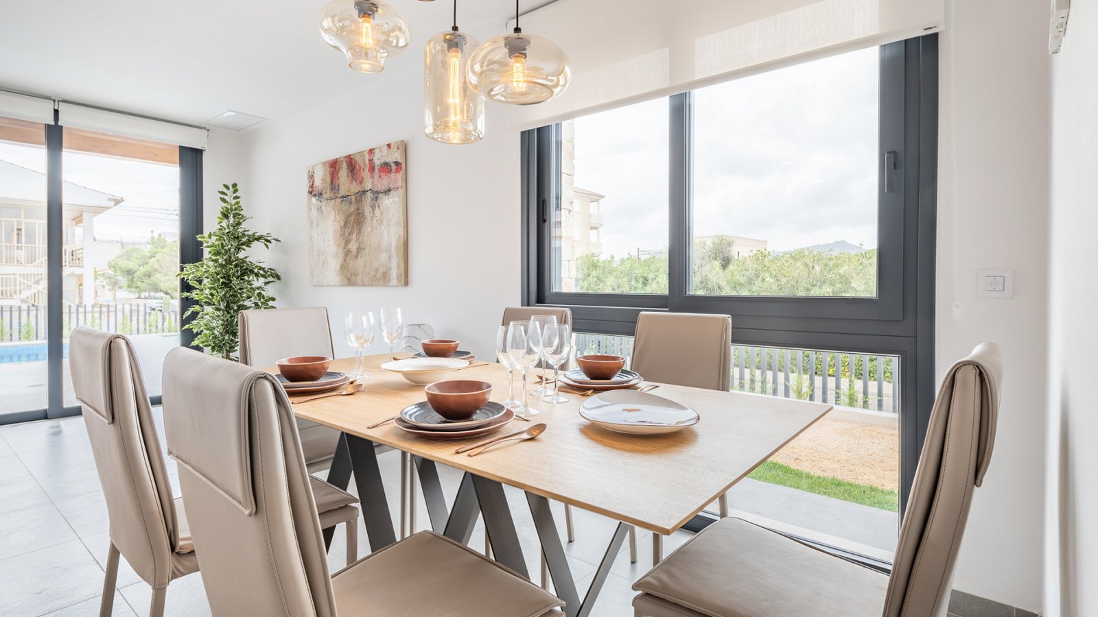 Luxuriöses Doppelhaus mit privatem Garten und Dachterrasse, Cala Ratjada, Mallorca, Spanien