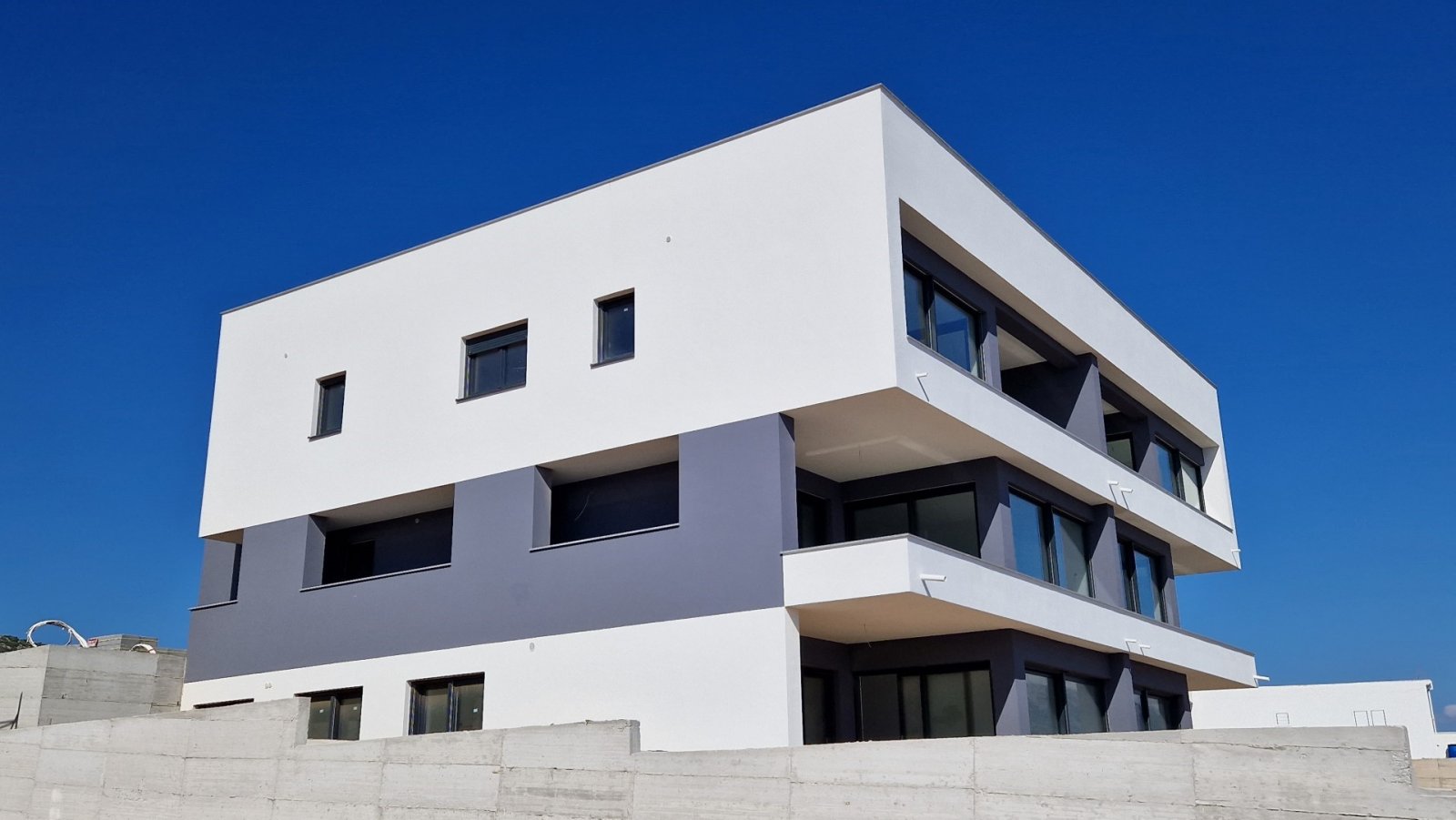 Außergewöhnliches Penthouse mit privatem Pool in erster Reihe zum Meer, Vinjerac, Kroatien