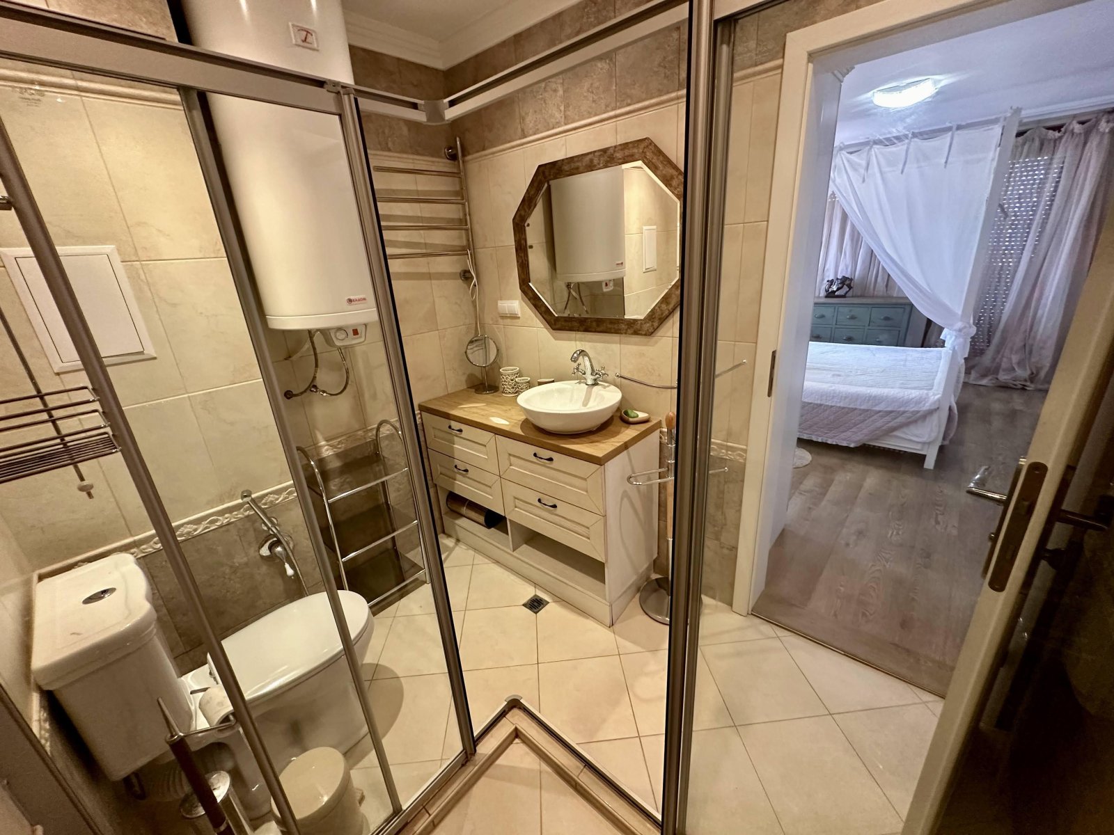 Appartamento con quattro camere da letto con vista mare e piscina nel complesso „Manastira 2“ a Sveti Vlas, Bulgaria