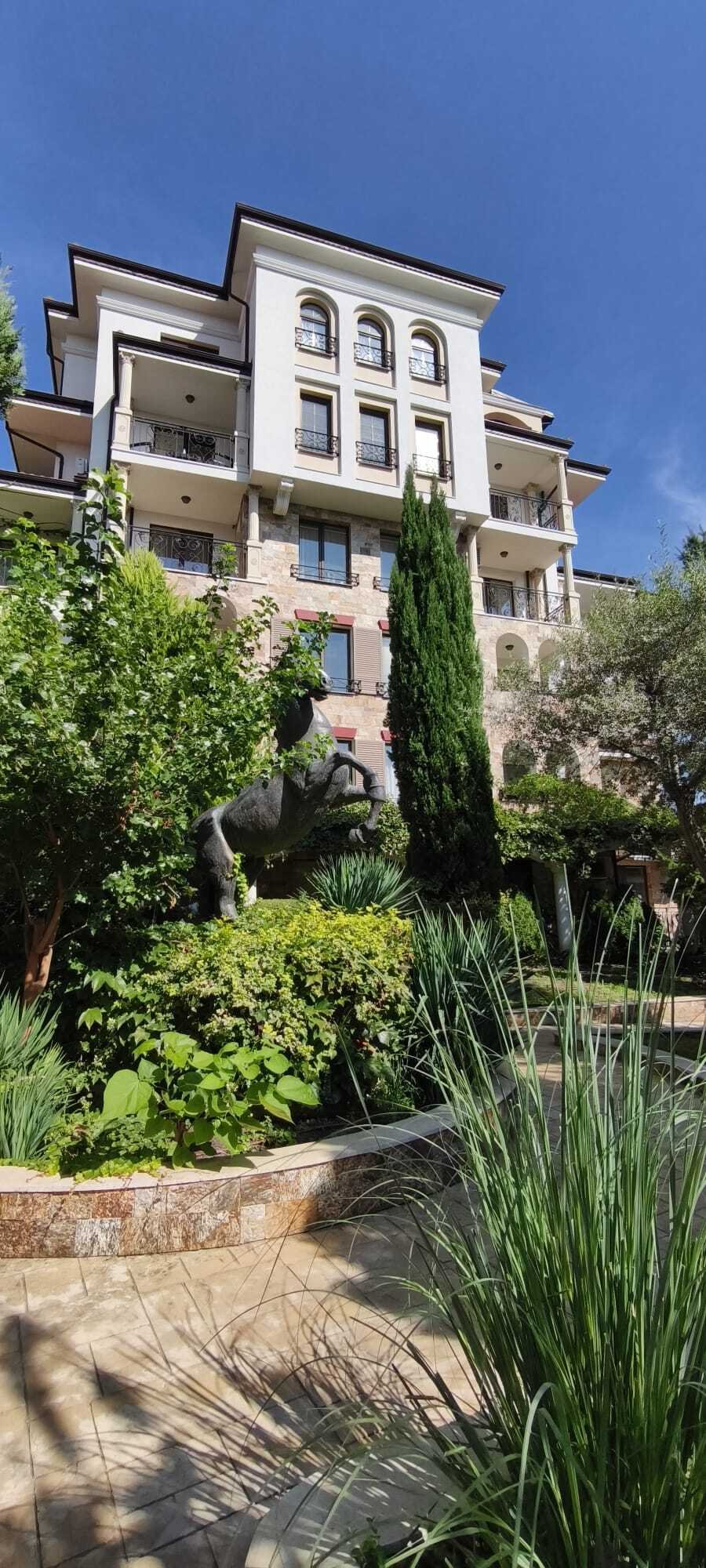 Appartamento esclusivo con 2 camere da letto nel prestigioso complesso Esteban, Nesebar, Bulgaria