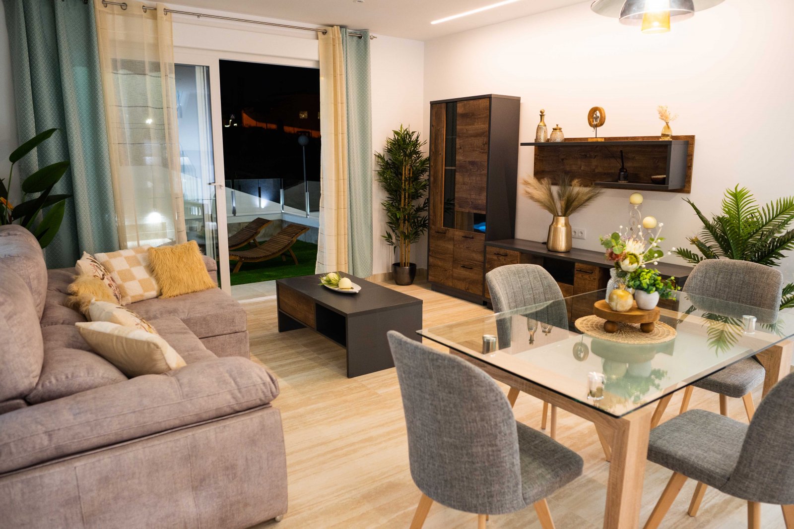 Exklusive Stadthäuser in der Nähe des Flughafens, Ciudad Quesada