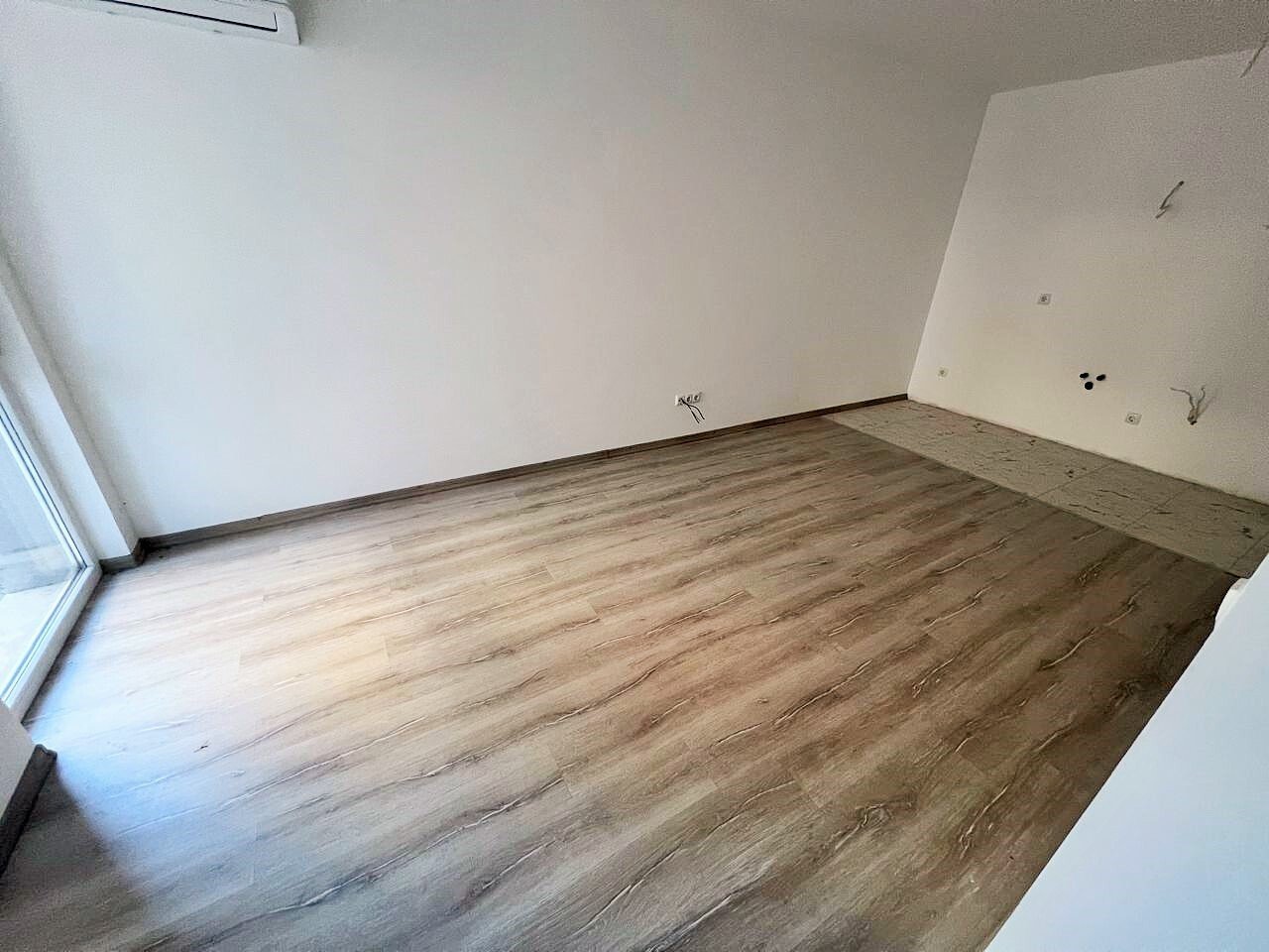 Nuovo appartamento senza mobili nel complesso VIP Limited, Sunny Beach, Bulgaria