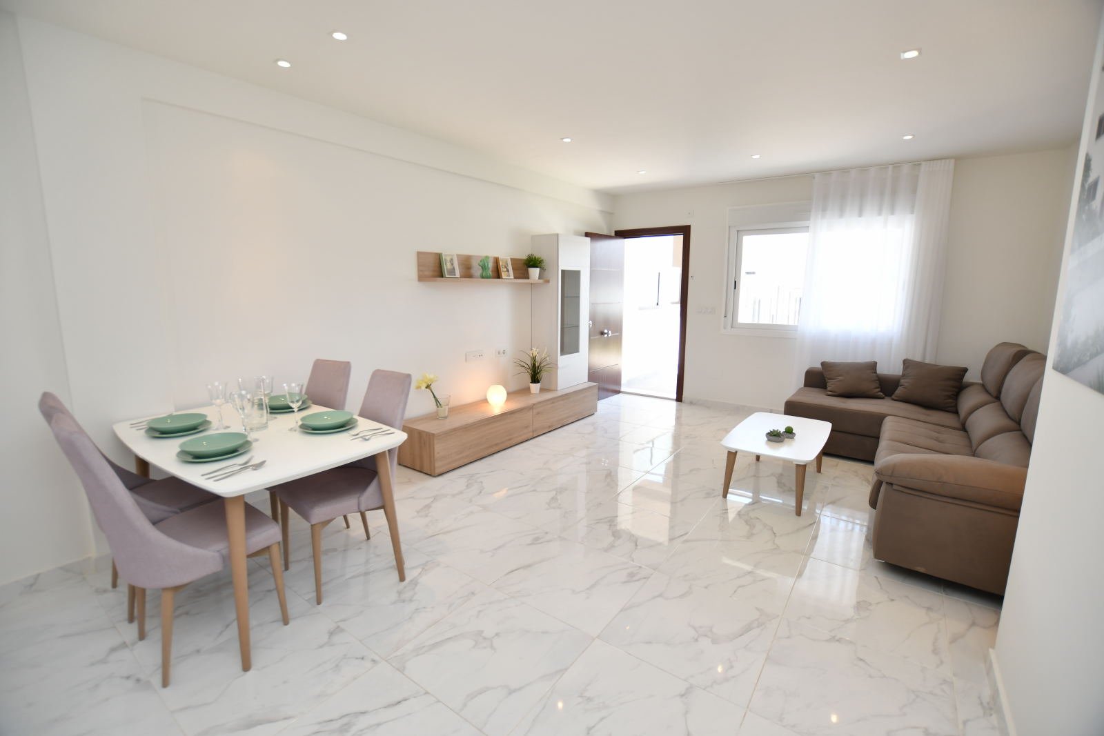 Moderner Bungalow, direkt am Meer, San Miguel de Salinas