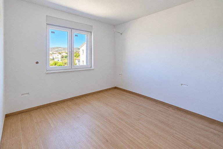 Modernes Apartment mit Meerblick, 60 m vom Strand entfernt, Ražanj, Kroatien