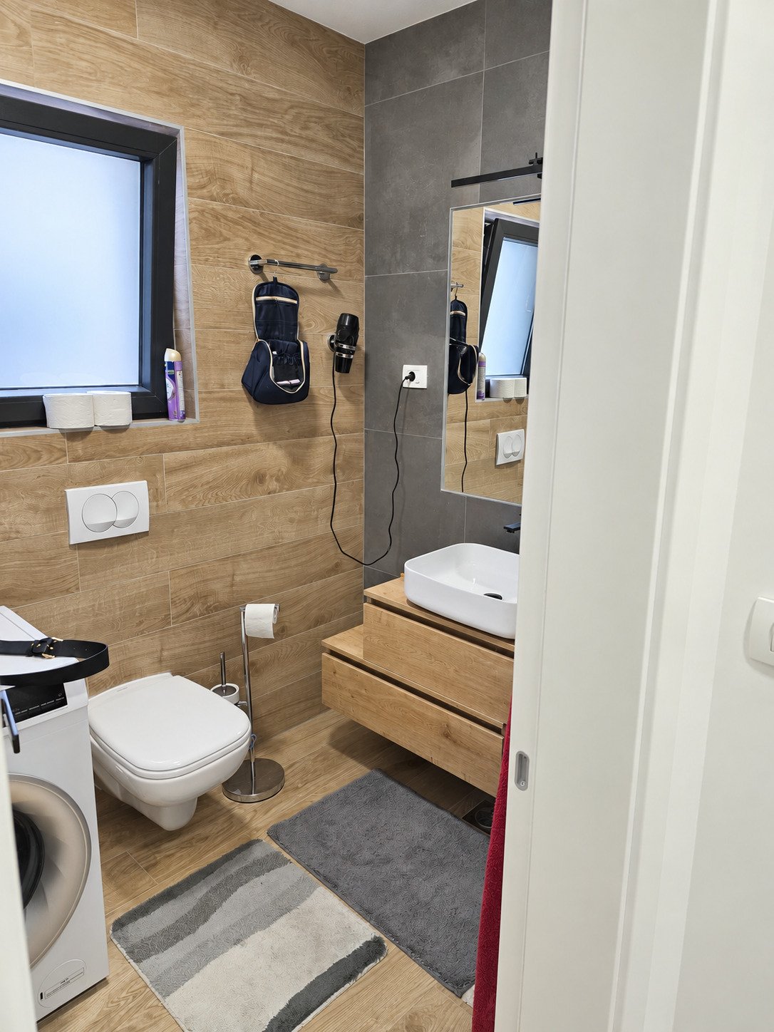 Möbliertes Apartment mit Garten und Whirlpool, 100 m vom Meer entfernt, Privlaka, Kroatien