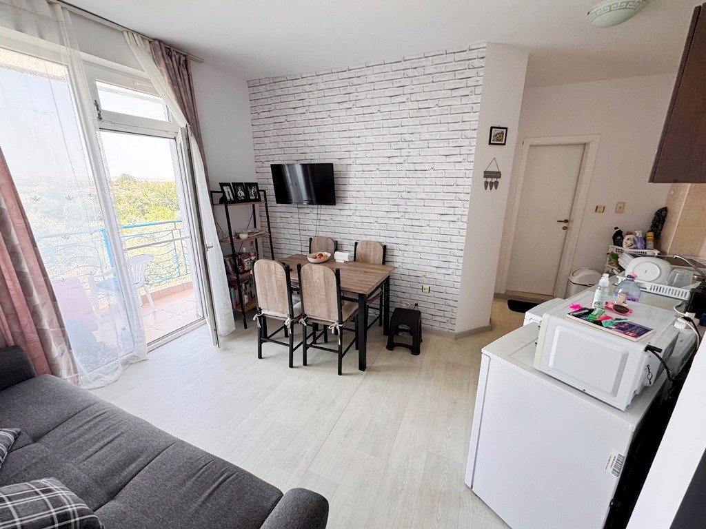 Appartamento con 3 stanze da letto nel complesso Sunny Day 3, Sonnenstrand, Bulgaria