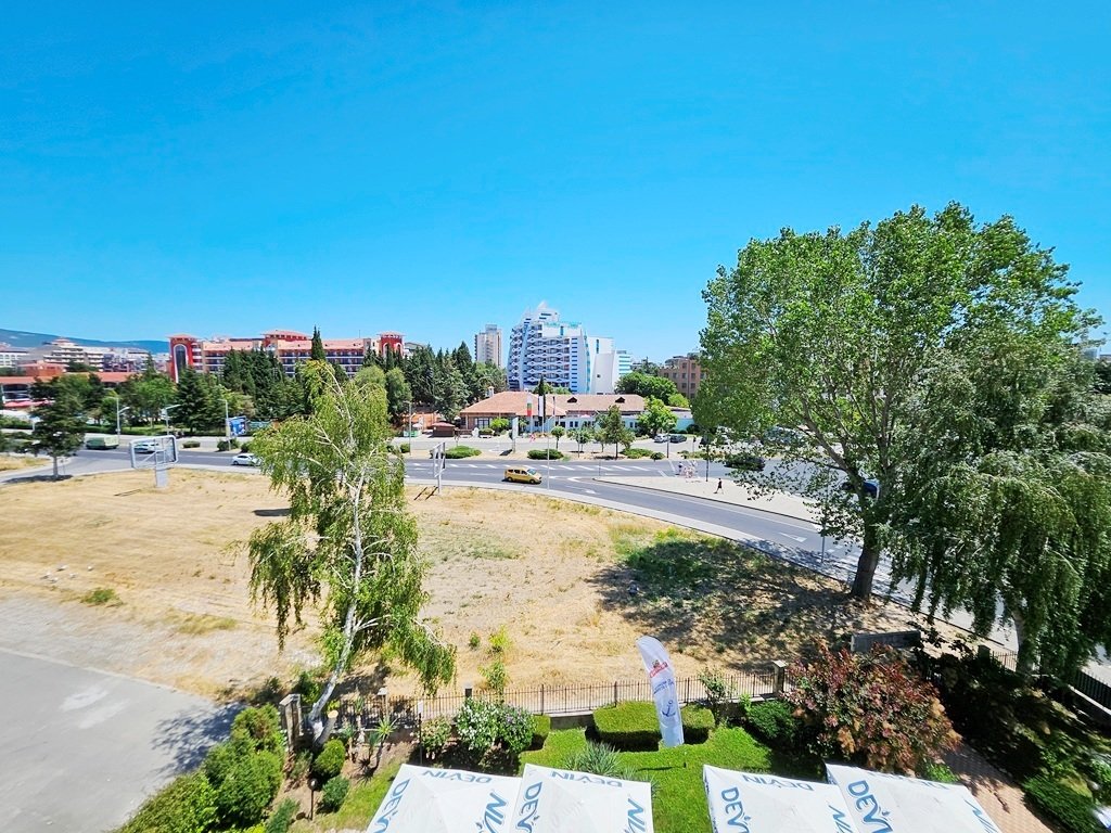 Appartamento con 2 camere da letto con posto auto nel complesso Golden Dreams a Sunny Beach, Bulgaria