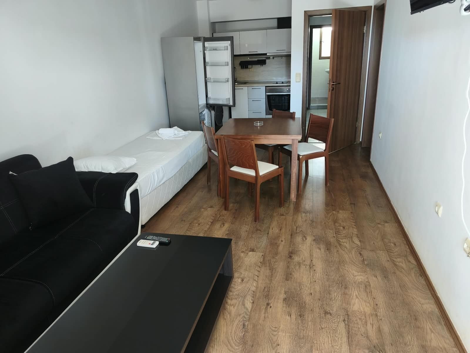 Appartamento di 3 locali in affitto a lungo termine da almeno 1 anno nel complesso Cantilena al Sonnenstrand Bulgaria