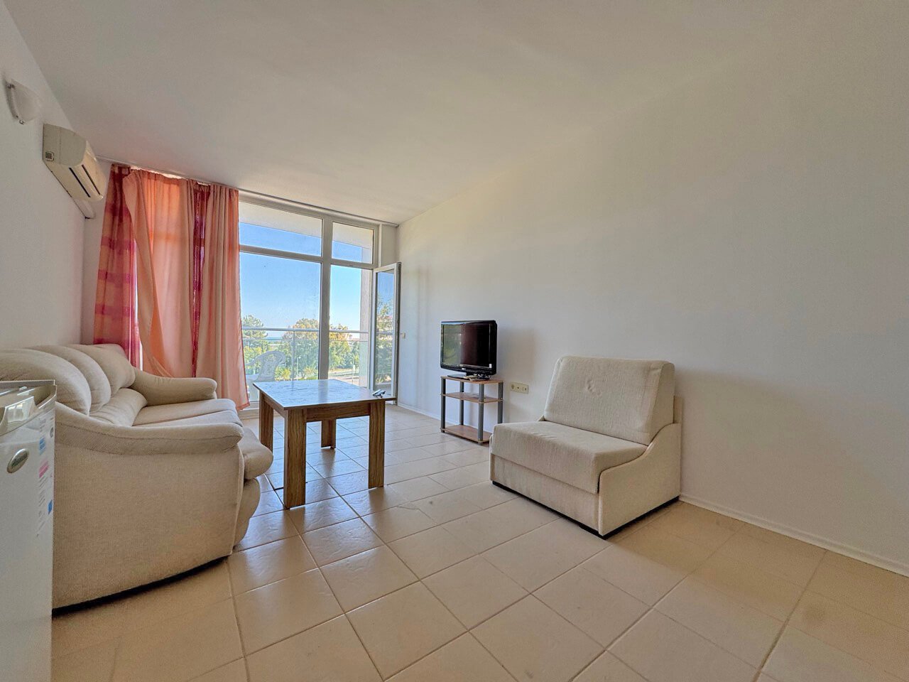 Appartamento con due camere da letto con vista mare nel complesso Global Ville, Sunny Beach, Bulgaria