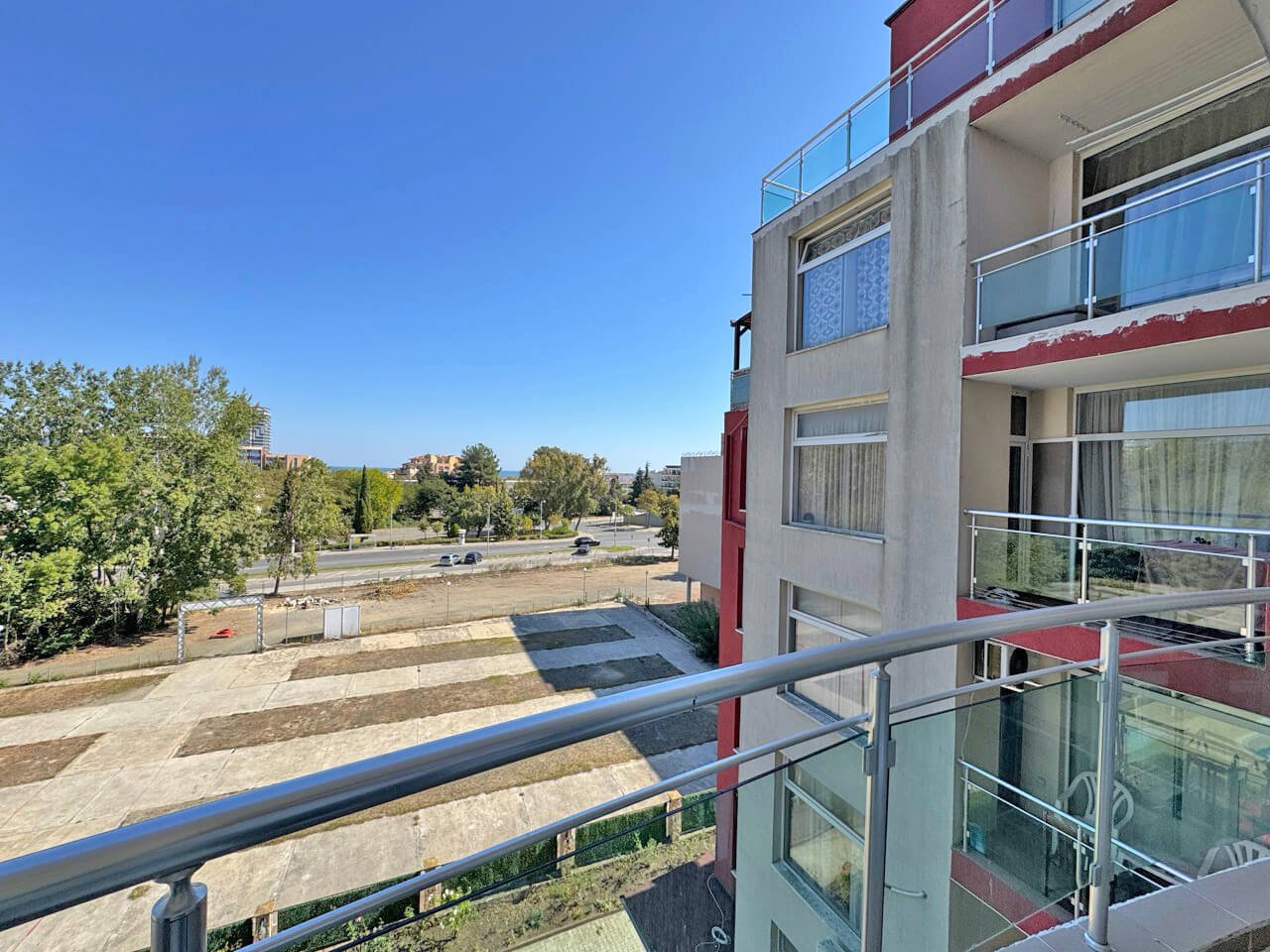 Appartamento con due camere da letto con vista mare nel complesso Global Ville, Sunny Beach, Bulgaria