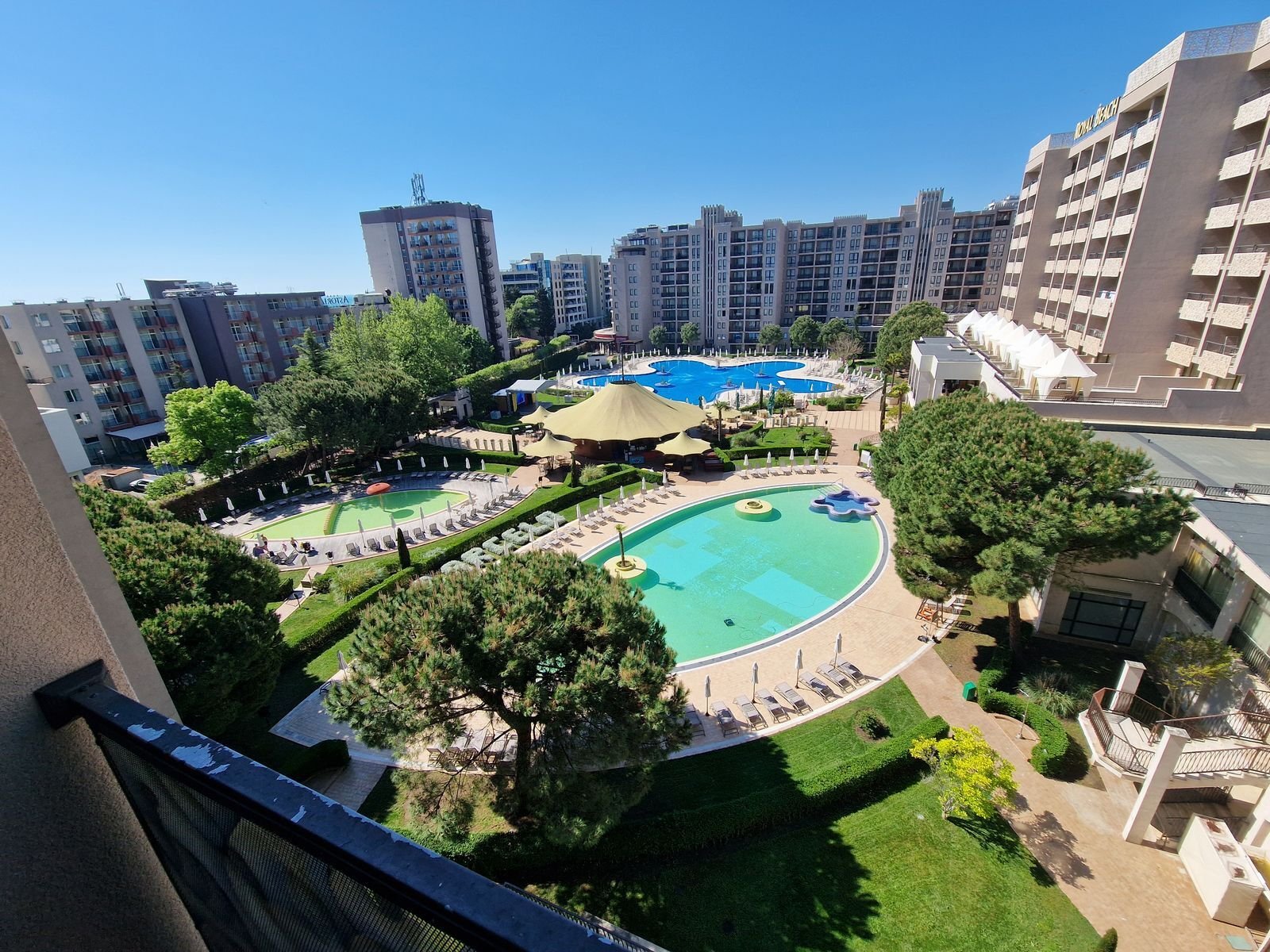 Monolocale spazioso con vista sulla piscina nel Barceló Royal Beach, Sunny Beach, Bulgaria