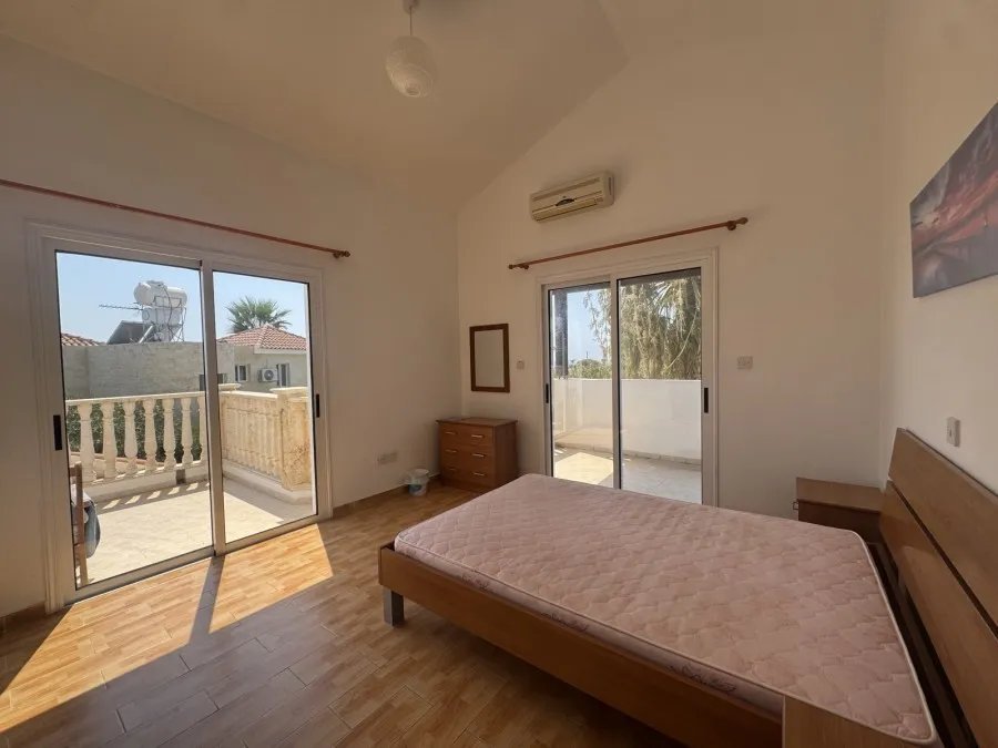 Freistehende Villa in Pegia - Coral Bay, Paphos