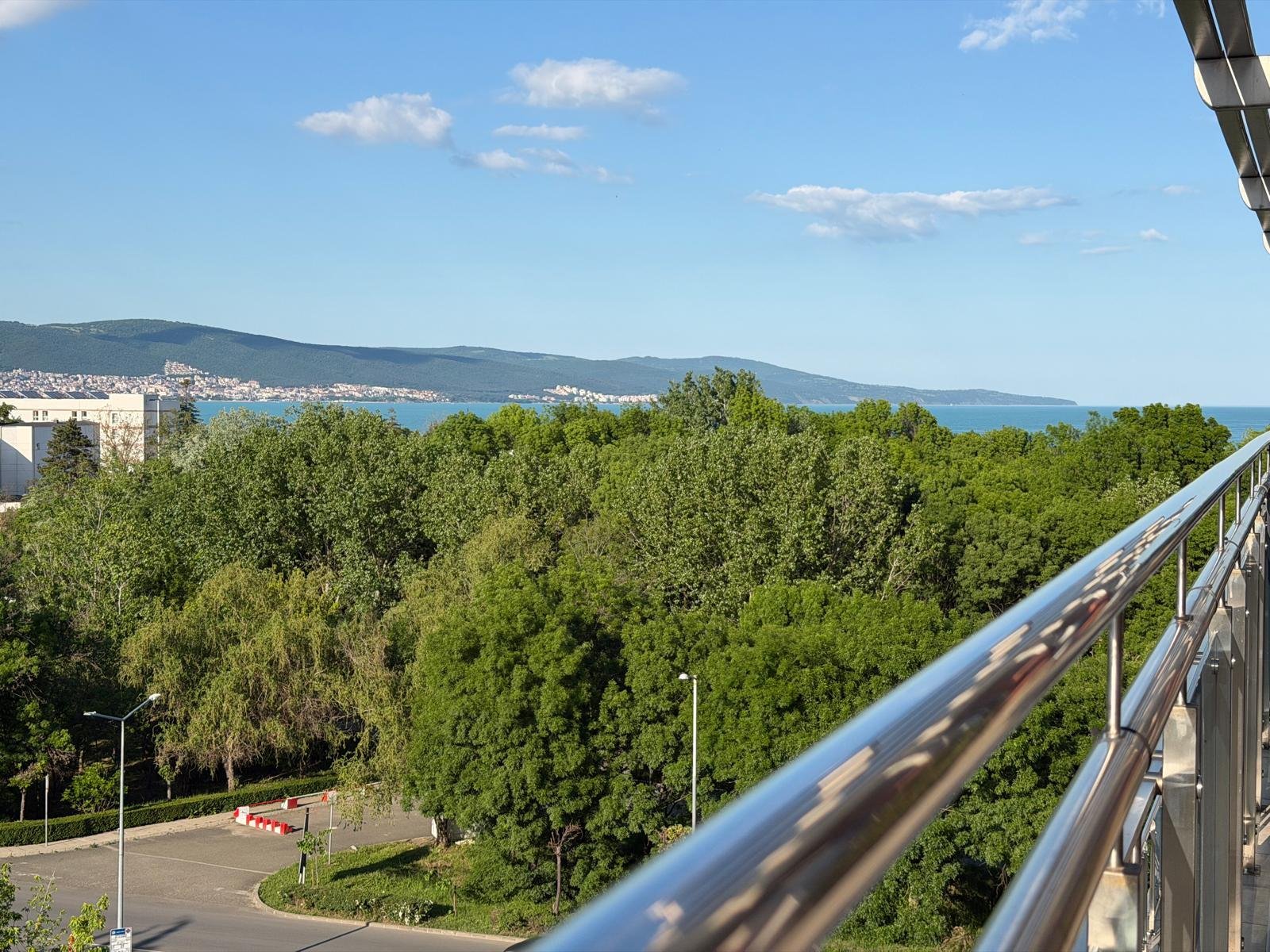 Zweizimmerwohnung mit Meerblick im Wohnkomplex Cocoa Residence am Sonnenstrand, Bulgarien