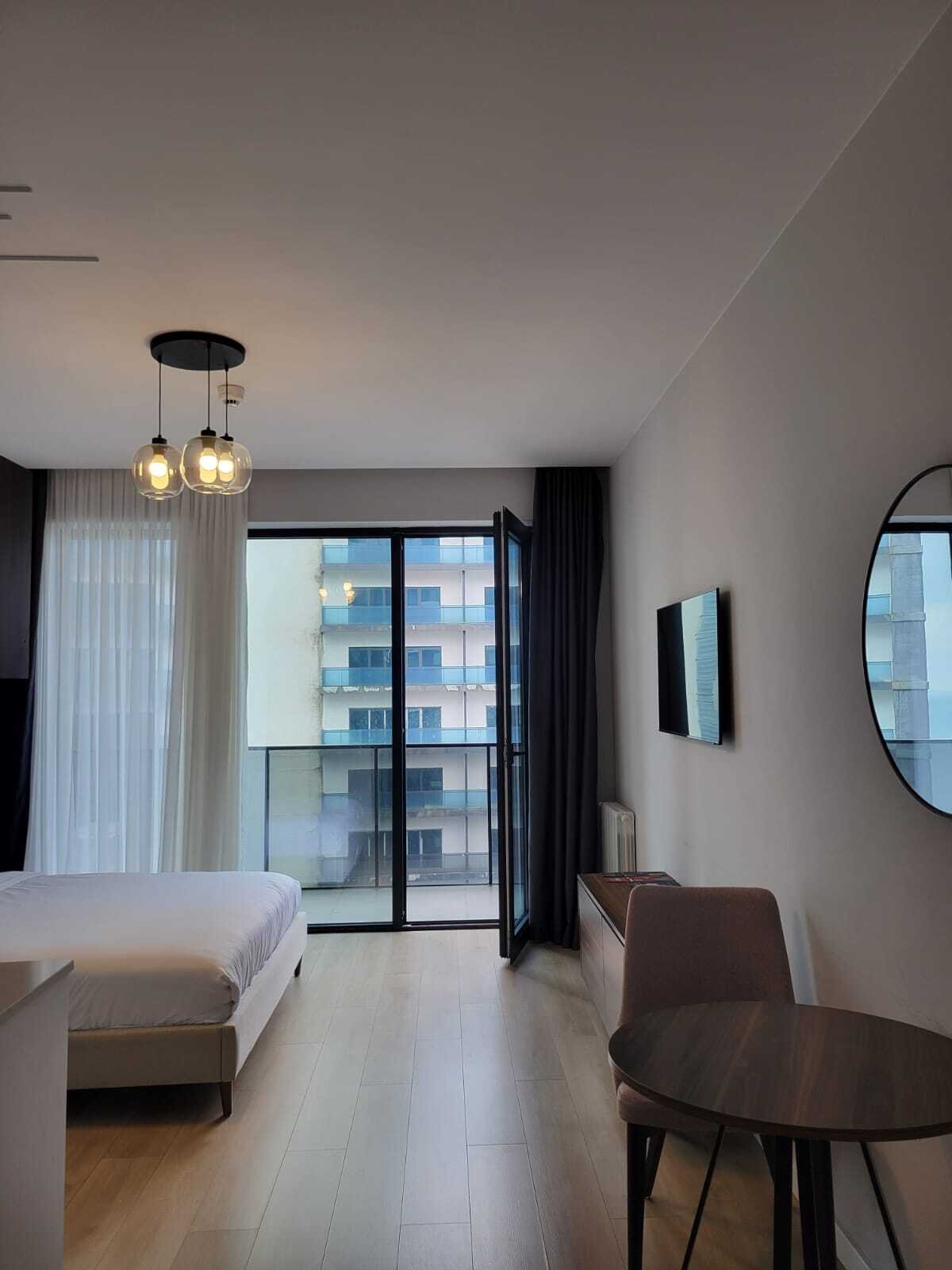 Monolocale moderno arredato – Batumi, Georgia – Vista mare e balcone privato