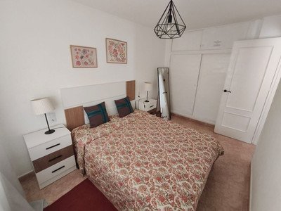 Renoviertes Penthouse mit Südterrasse und Pool 700 m vom Strand, Torrevieja, Spanien