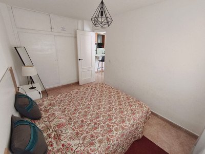Renoviertes Penthouse mit Südterrasse und Pool 700 m vom Strand, Torrevieja, Spanien