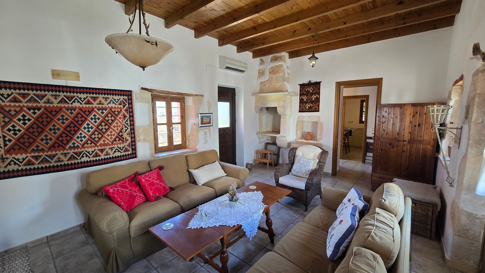 Traditionelles Steinhaus mit Meer- und Bergblick, Plaka, Apokoronas, Chania