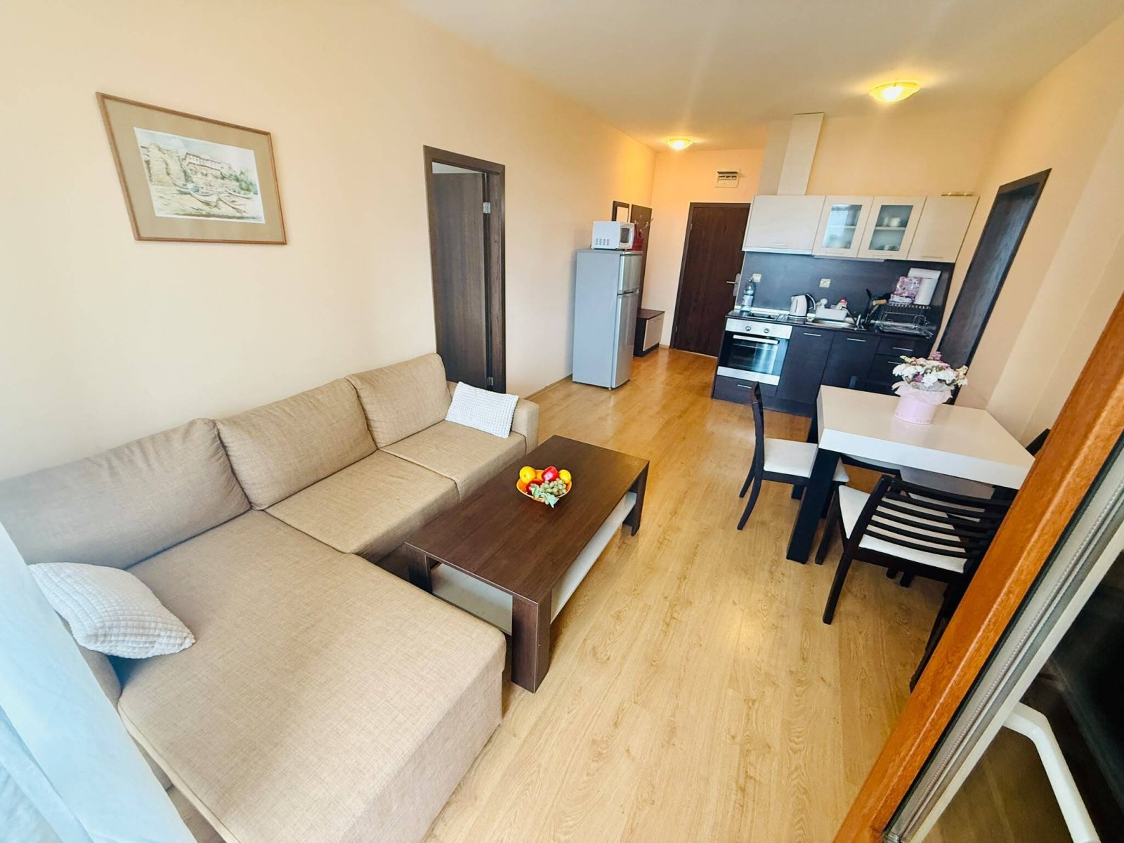 Appartamento con due camere da letto con vista mare e piscina nel complesso Luxor a Sweti Wlas, Bulgaria