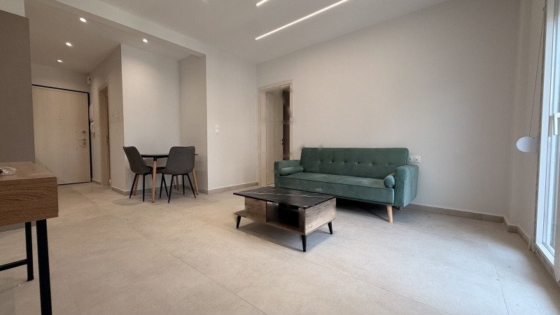 Renovierte möblierte Wohnung mit 1 Schlafzimmer, 55 m², 150 m zur U-Bahn, Ntepo, Thessaloniki