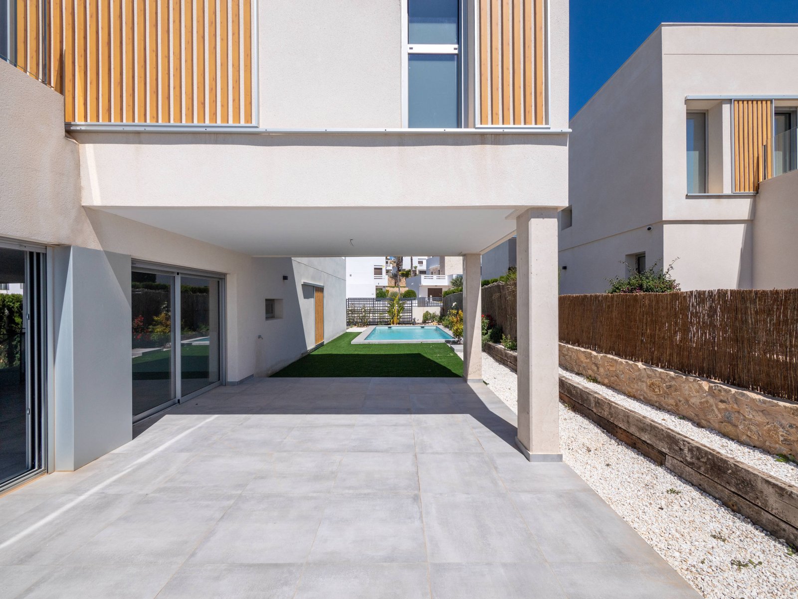 Moderne Einfamilienhäuser mit privatem Pool und Garten, Algorfa