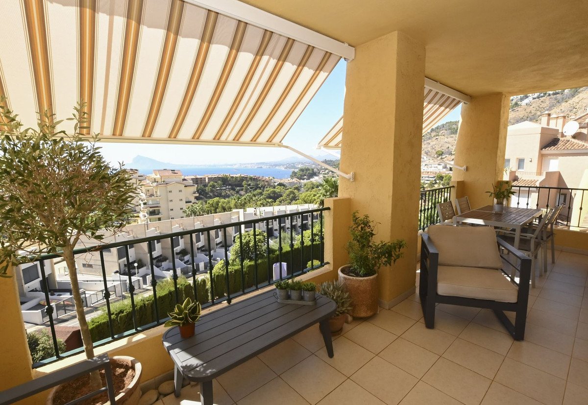 Elegantes Apartment mit Meerblick in der Nähe des Yachthafens von Campomanes, Altea, Spanien