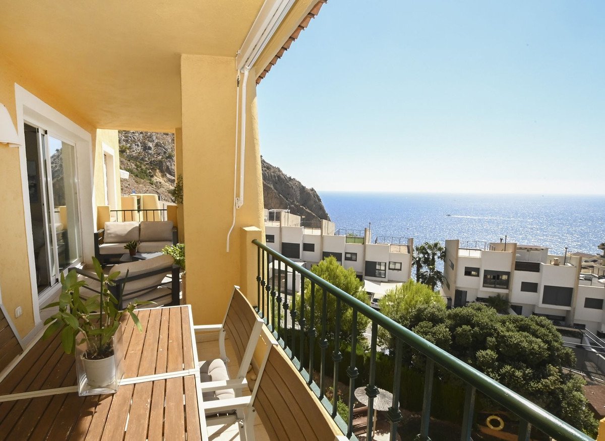 Elegantes Apartment mit Meerblick in der Nähe des Yachthafens von Campomanes, Altea, Spanien
