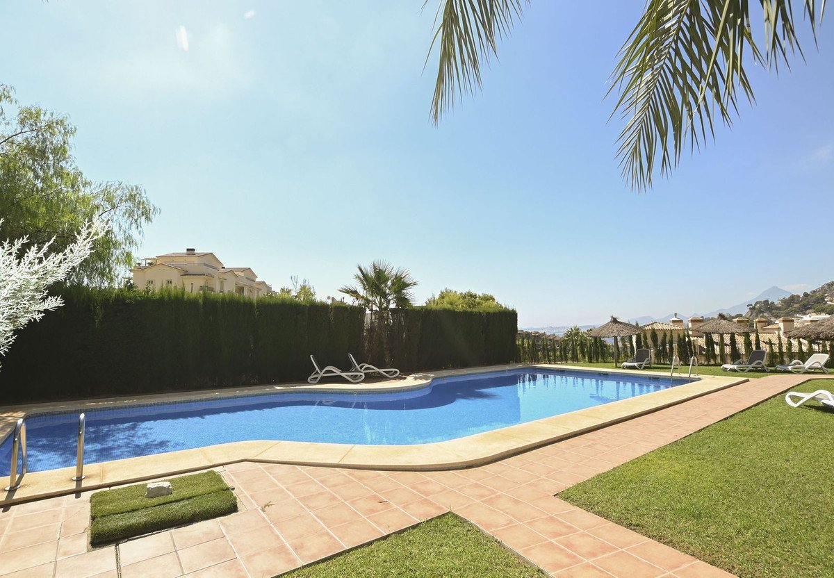 Elegantes Apartment mit Meerblick in der Nähe des Yachthafens von Campomanes, Altea, Spanien