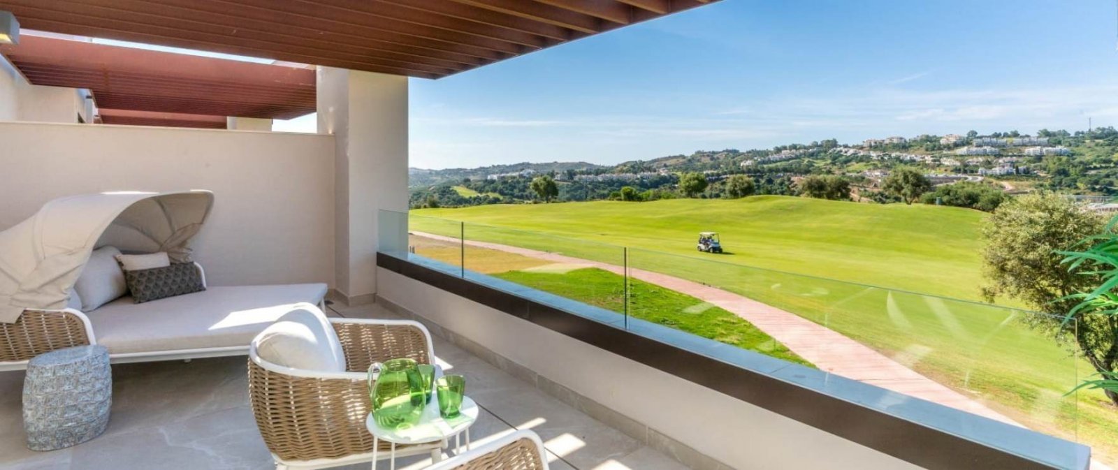 Neues Reihenhaus mit Panoramablick auf das Golfresort, Mijas, Spanien