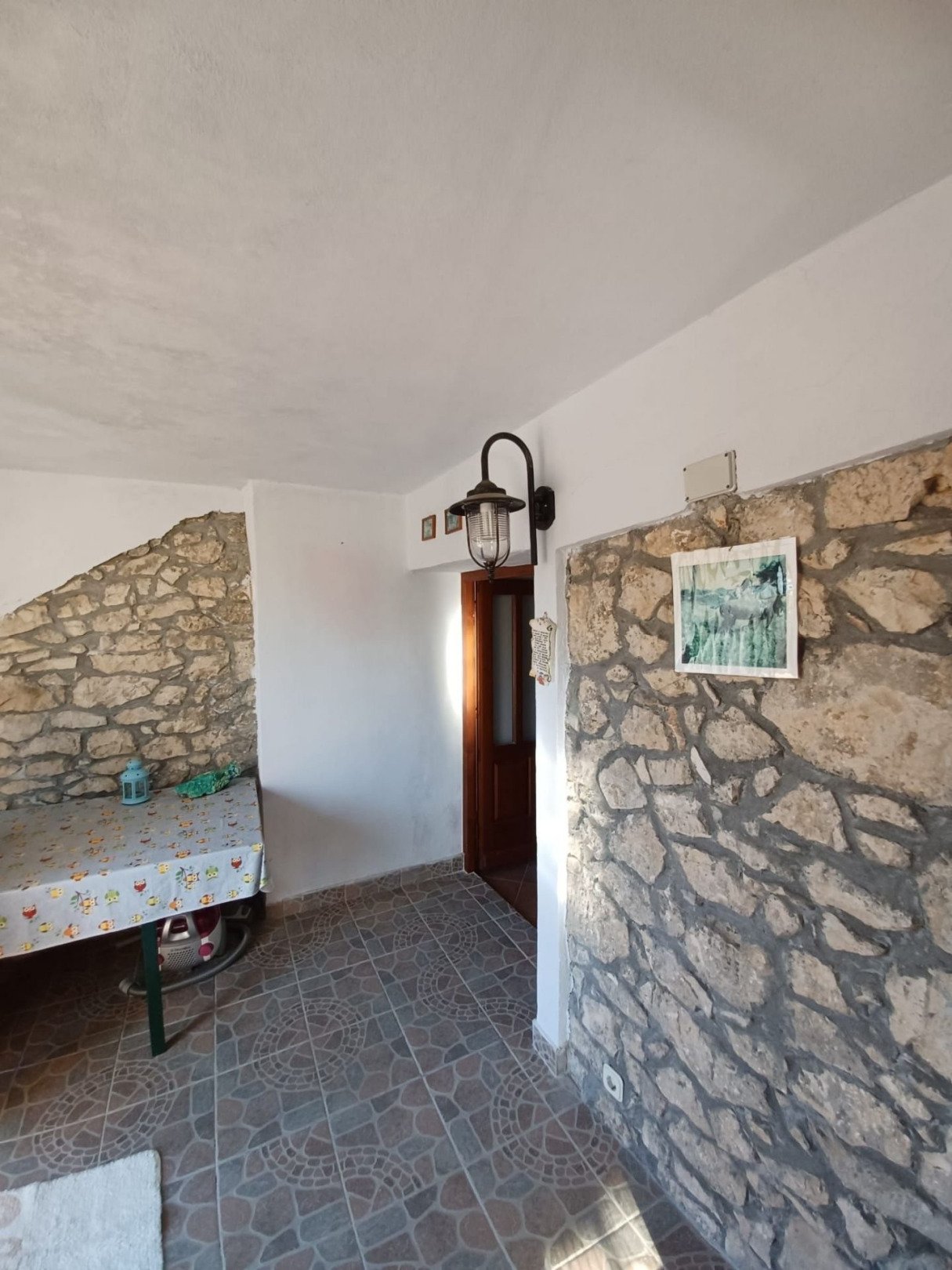 Freistehendes Haus mit 3 Schlafzimmern und einem 650 m² großen Grundstück mit Meerblick, Ražanac, Kroatien