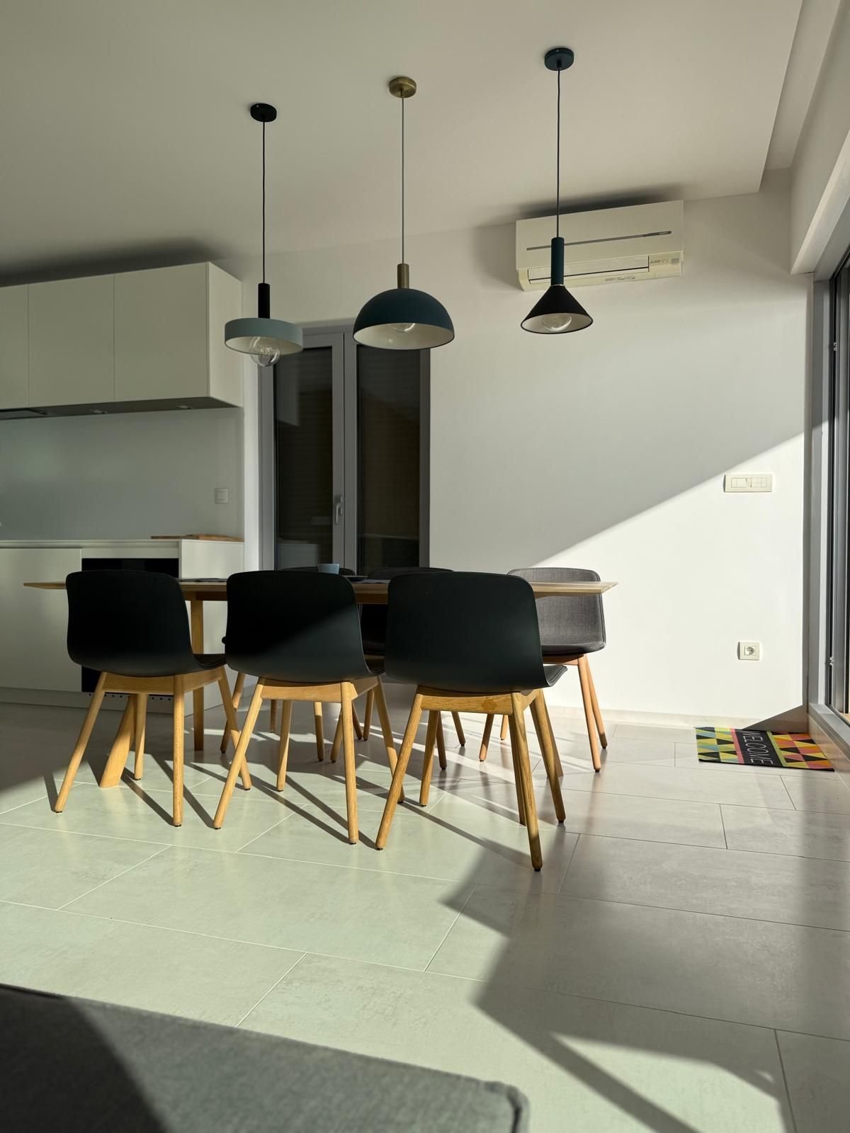 3-Zimmer-Ferienwohnung mit Meerblick in erster Reihe, Sukošan, Kroatien