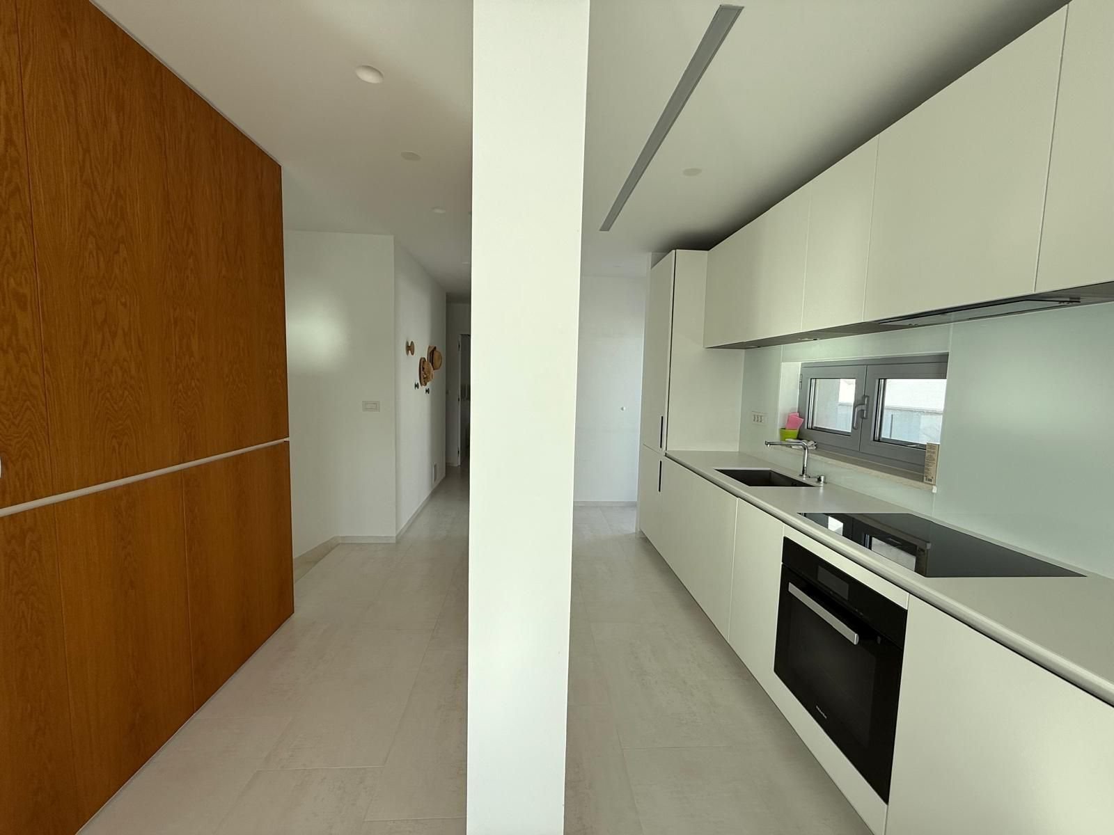 3-Zimmer-Ferienwohnung mit Meerblick in erster Reihe, Sukošan, Kroatien