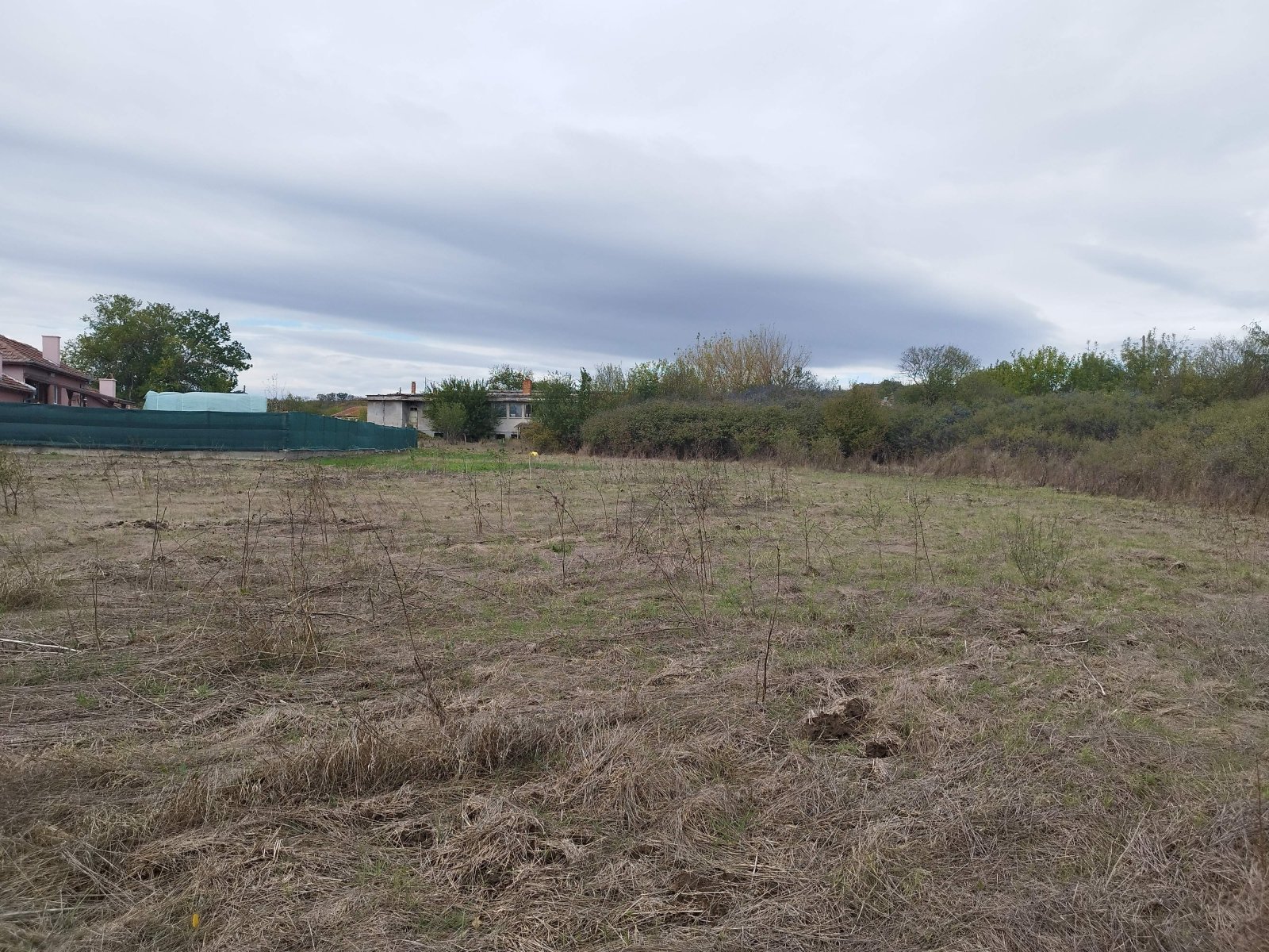 Terreno in vendita nel villaggio di Konevets, regione di Elhovo