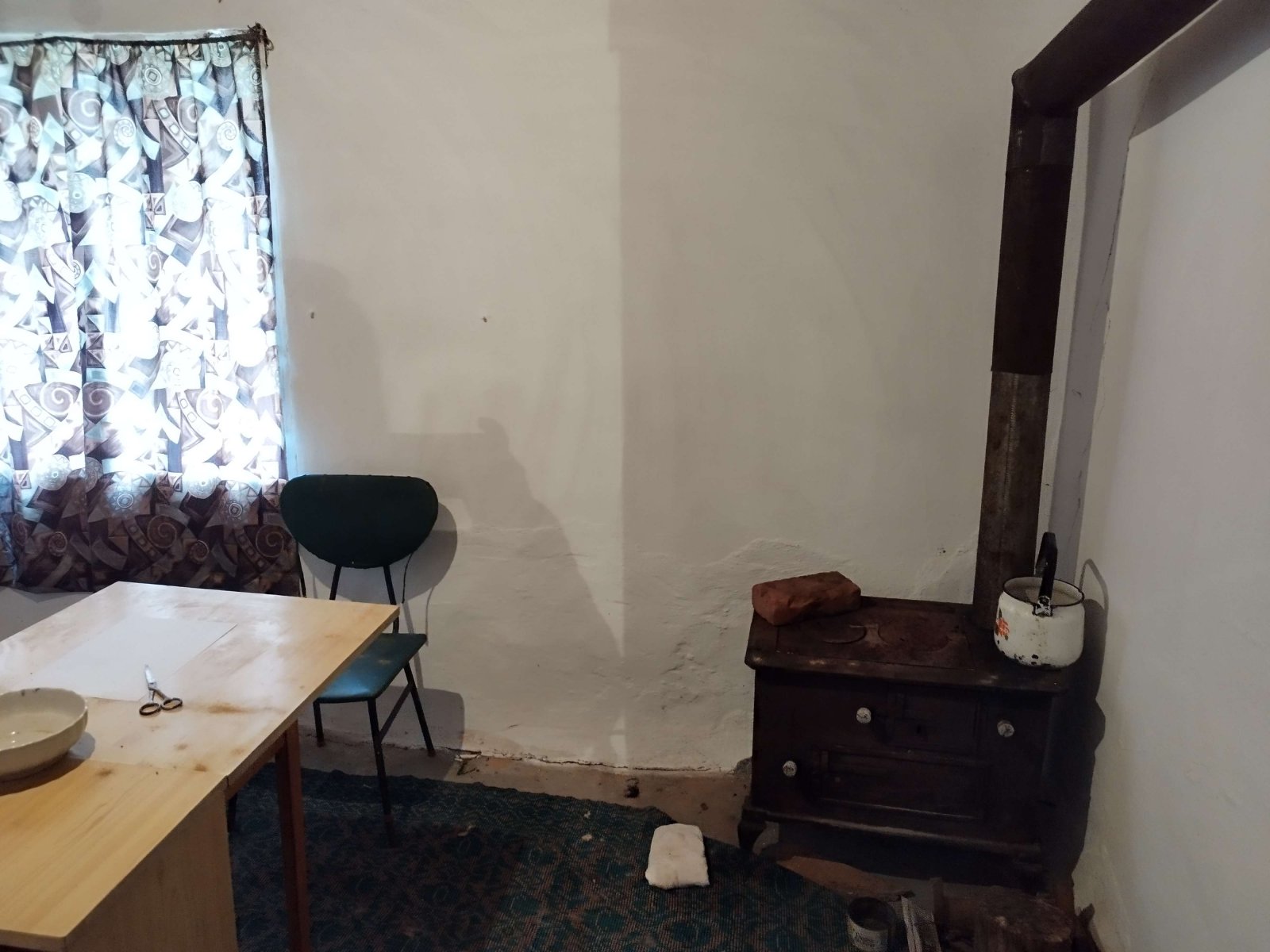 Massiva casa a due piani con 6 stanze vicino a Bolyarovo.