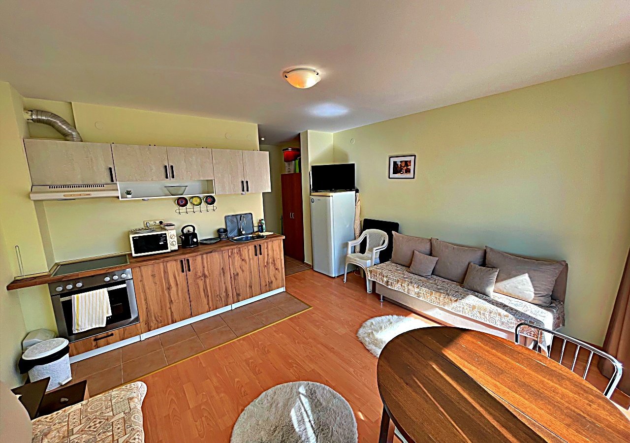 Studio con vista piscina nel Imperial Fort Club, Sveti Vlas – 44 m², piano terra, 59.900 €