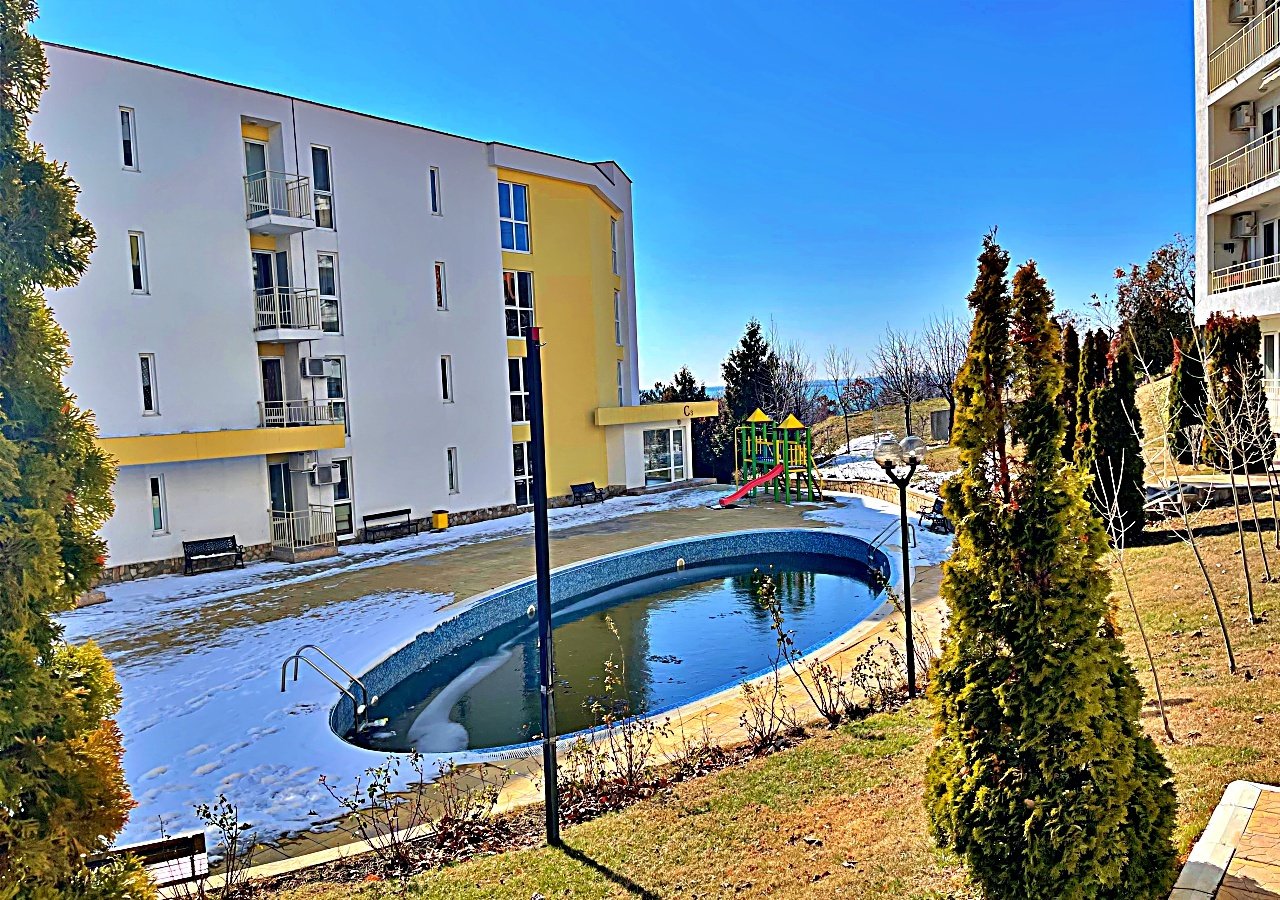 Studio con vista piscina nel Imperial Fort Club, Sveti Vlas – 44 m², piano terra, 59.900 €