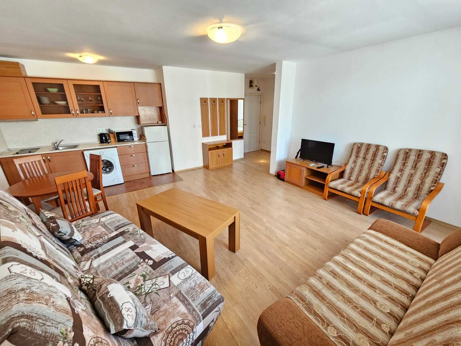 Prima linea di mare! Appartamento in un grande complesso residenziale Riviera Fort, Bulgaria, aperto tutto l'anno.