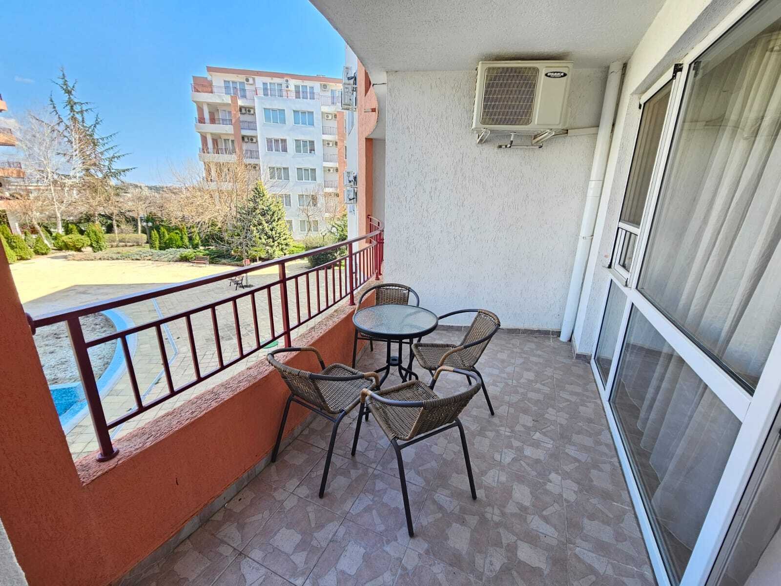 Prima linea di mare! Appartamento in un grande complesso residenziale Riviera Fort, Bulgaria, aperto tutto l'anno.