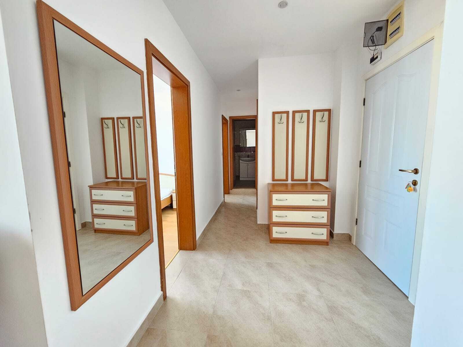 Appartamento familiare direttamente sul mare – Prima linea con vista mare a Riviera Fort, Ravda, Bulgaria.