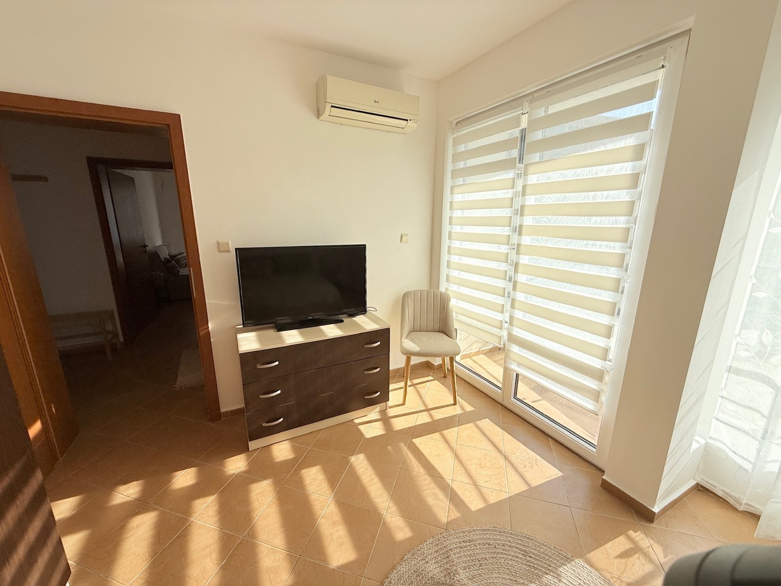 Bella appartamento con tre stanze nel complesso residenziale Solis, Sunny Beach, Bulgaria.
