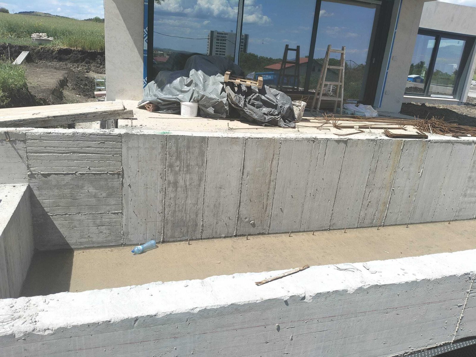 Nuova costruzione di una casa a due piani nella regione di Vetren, Burgas, Bulgaria.